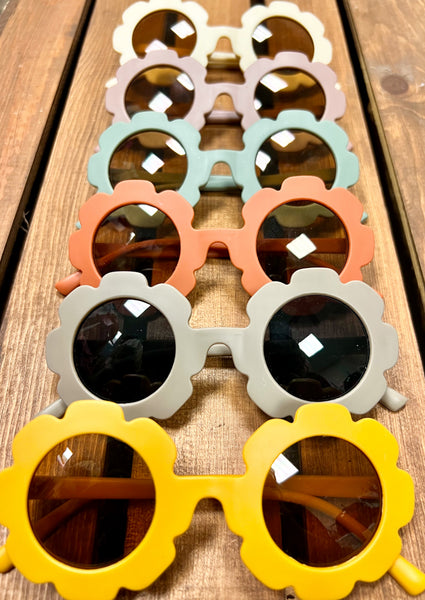 Groovy Sunnies